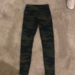 Camo leggings